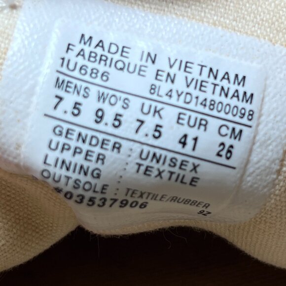 Converse Chuck Taylor All Star Pink Low Top Sneakers - Picture 11 of 13